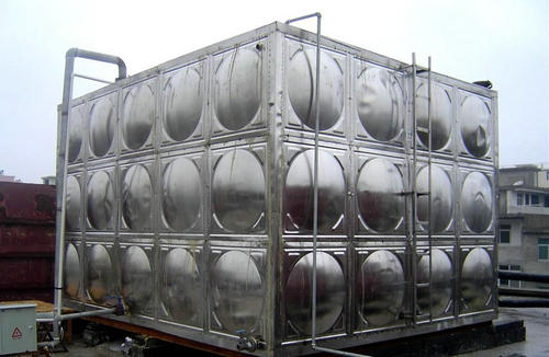 生活水箱是否需要定期清理？